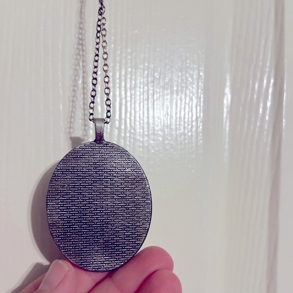 Gnome necklace - Picture 2 of 3